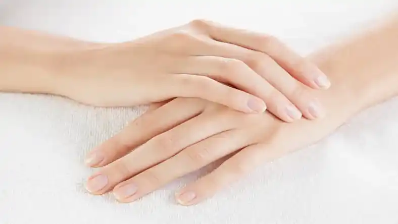 تفاوت مانیکور روسی با معمولی و کمبی