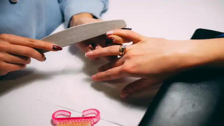 آموزشگاه کاشت ناخن در زابل