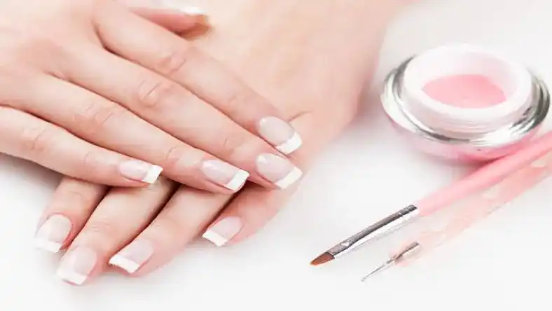 قیمت قطره ضد قارچ ناخن