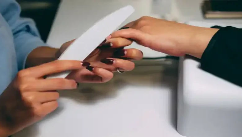 آموزشگاه کاشت ناخن در رفسنجان