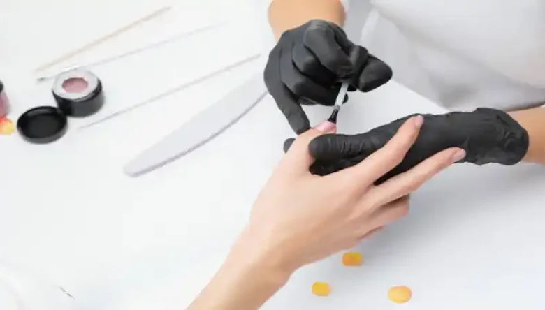 آموزشگاه کاشت ناخن در مشگین شهر