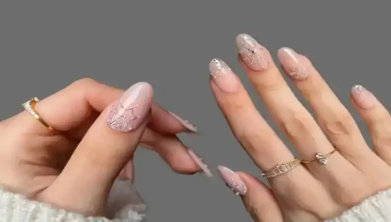 آمبره روسی ناخن صورتی