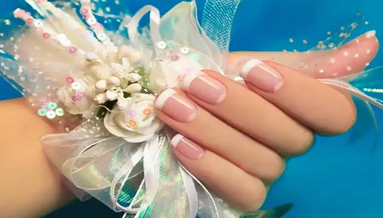 کاشت فرنچ ناخن طبیعی کوتاه