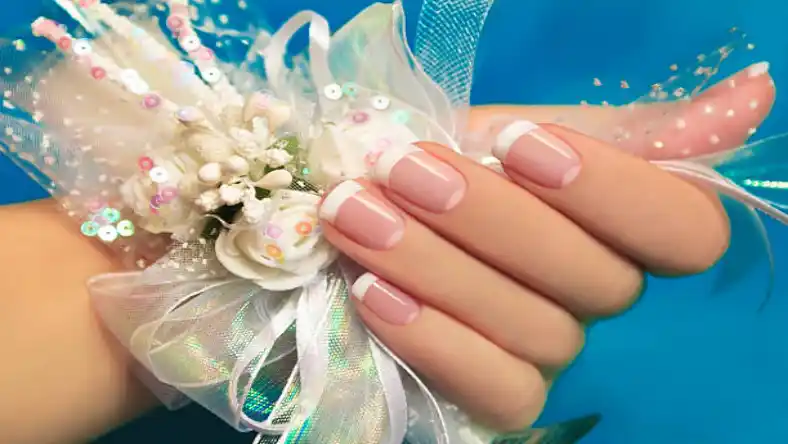 کاشت فرنچ ناخن طبیعی کوتاه