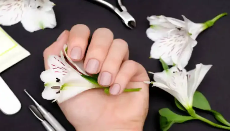 کاشت ناخن بچه گانه کوتاه