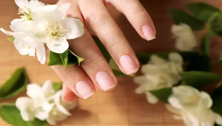 آموزش ناخن کاری