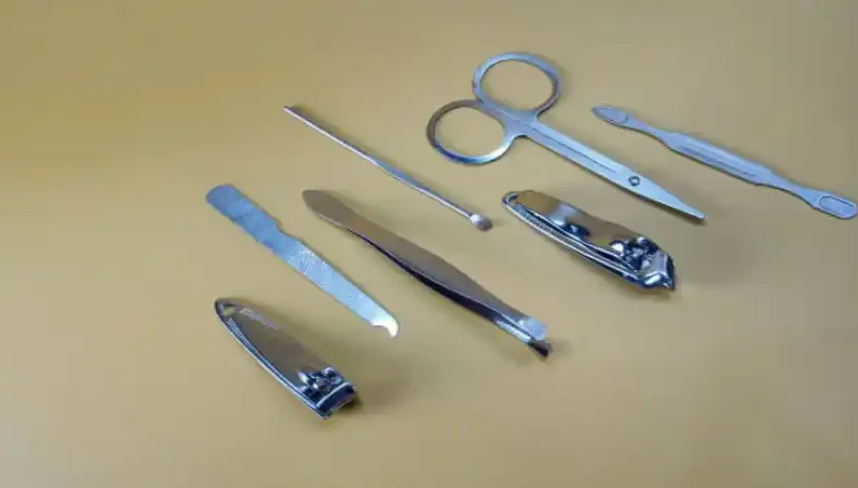 موزش کاشت ناخن مربعی